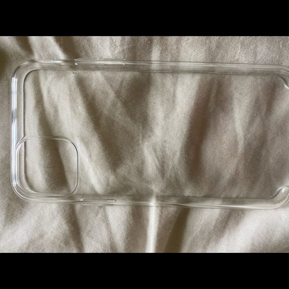 Apple clear iPhone 11 Pro case